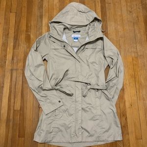 Columbia Sportswear rain coat